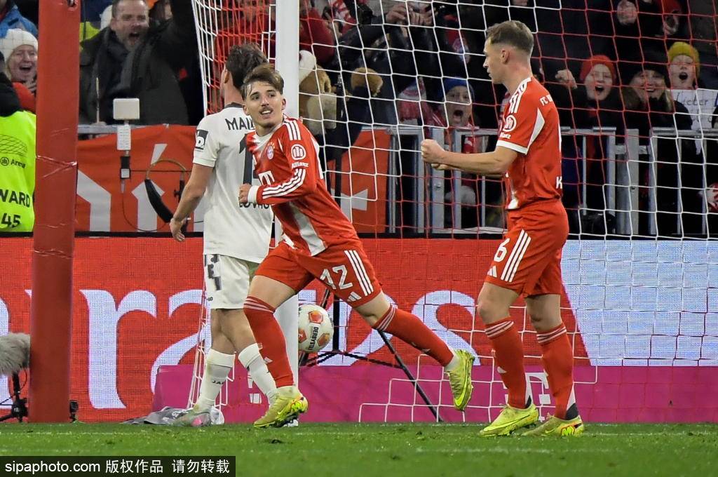 17岁小将卡尔刷新德甲纪录:3球2助攻展现未来之星的潜力